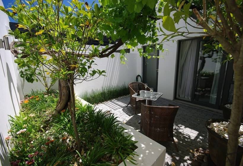 インサイドデラックスルーム, Dysart Boutique Hotel Solar Power