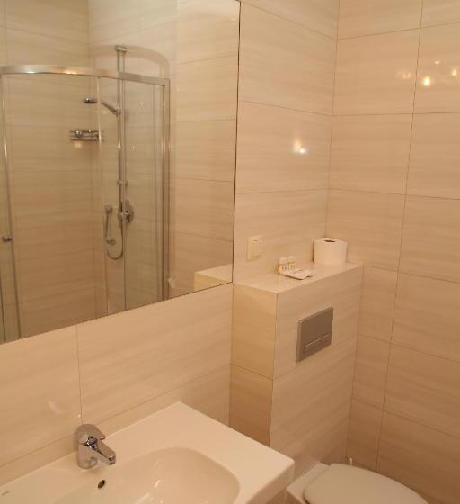 스탠다드 싱글 룸, Gaja