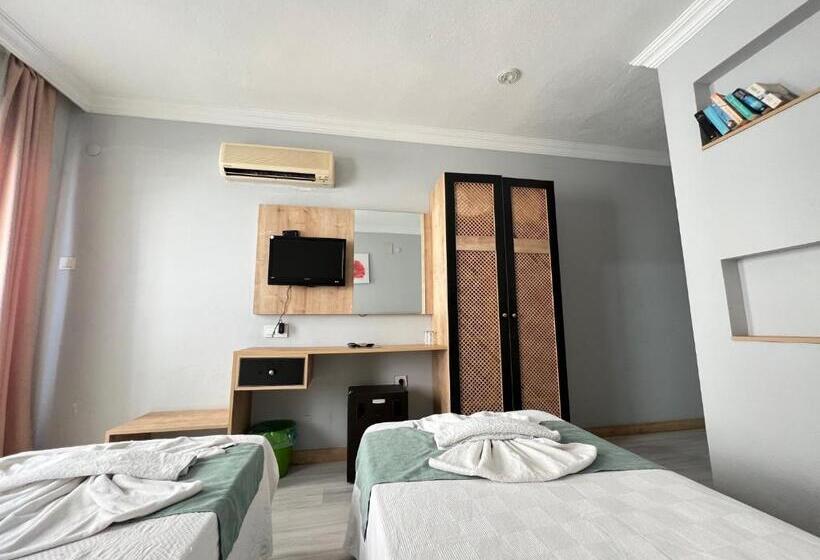 חדר סטנדרט, Ibrahim Bey