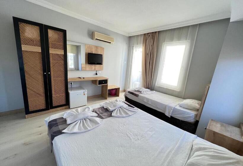Quarto Triplo Estandar, Ibrahim Bey