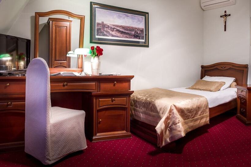 חדר סטנדרט יחיד, Im. Jana Pawła Ii