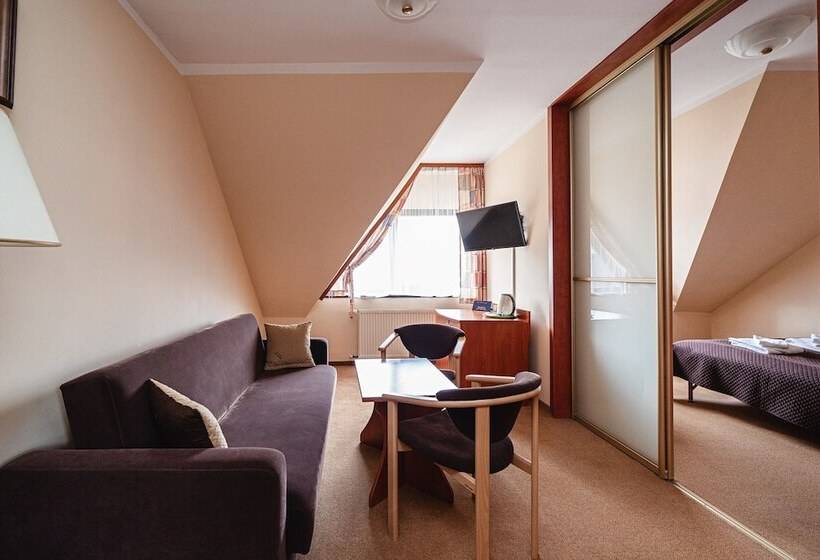 استودیوی استاندارد, Kompleks Antałówka Termy & Med