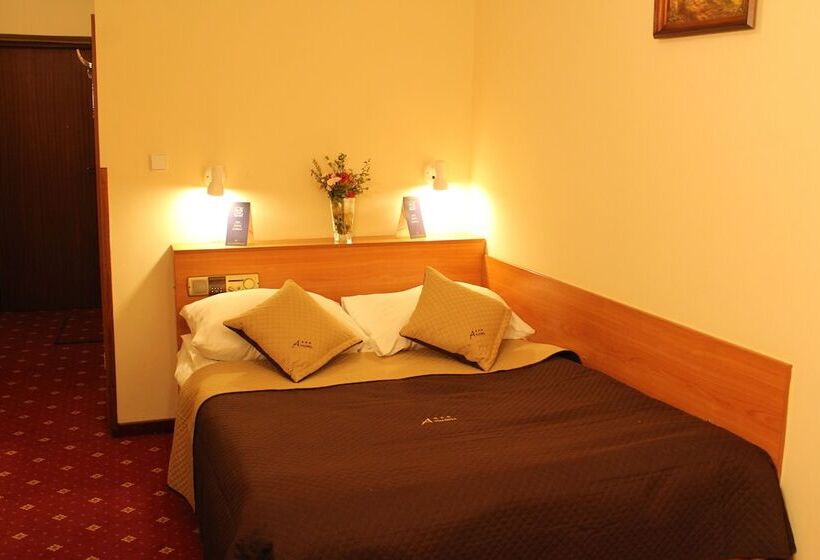 اتاق استاندارد با بالکن, Kompleks Antałówka Termy & Med