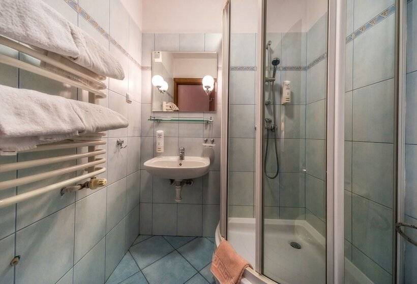 استودیوی استاندارد, Kompleks Antałówka Termy & Med