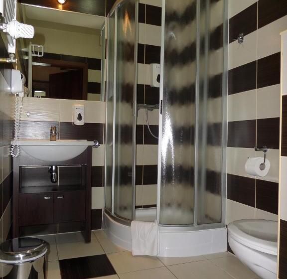 标准单人间, Księcia Józefa