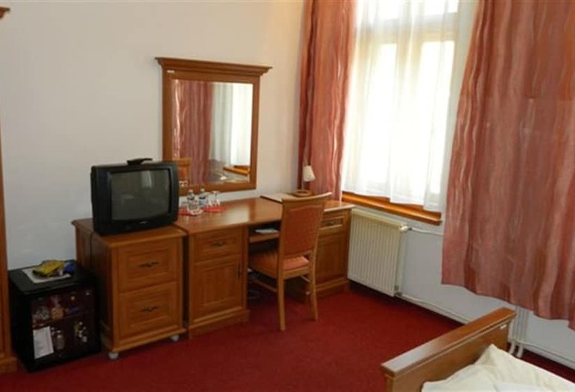 غرفة قياسية, Maria