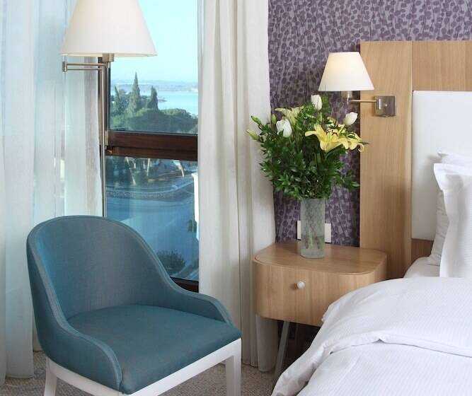 اتاق استاندارد, Masel