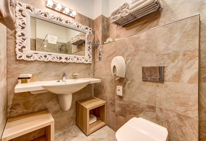 غرفة قياسية, Pushka Inn