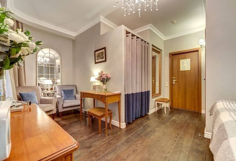 غرفة قياسية, Pushka Inn