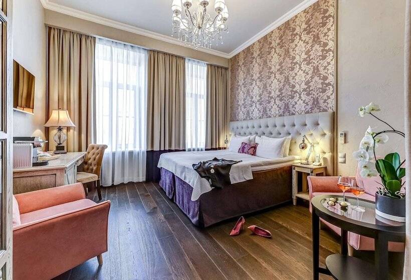 غرفة كومفورت, Pushka Inn