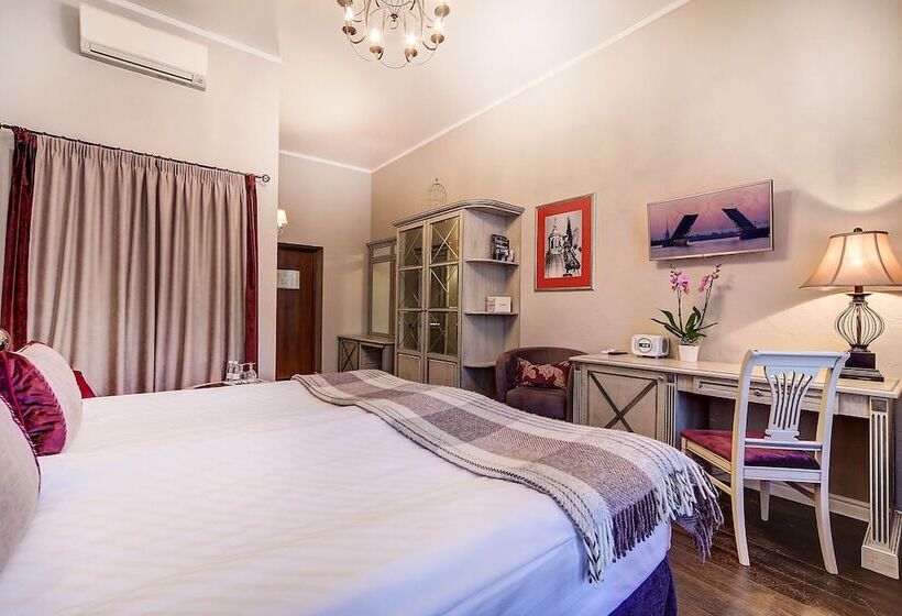 غرفة كومفورت, Pushka Inn