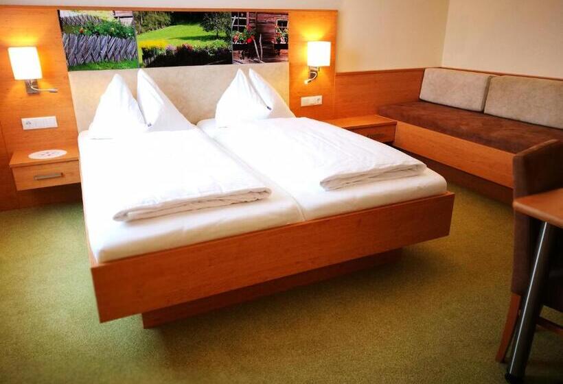 스탠다드 트리플 룸, Restaurant Zum Schwan