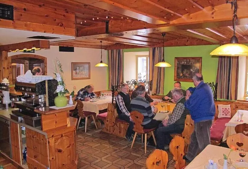 スタンダードルーム, Restaurant Zum Schwan