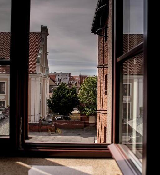 اتاق استاندارد, Solaris