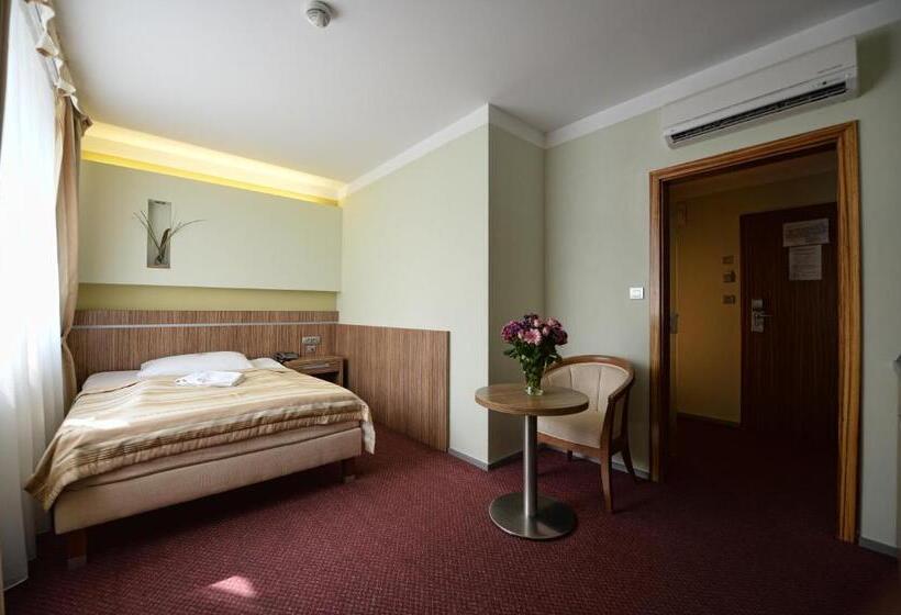 장애인을 위한 스탠다드 싱글 룸, Vaka