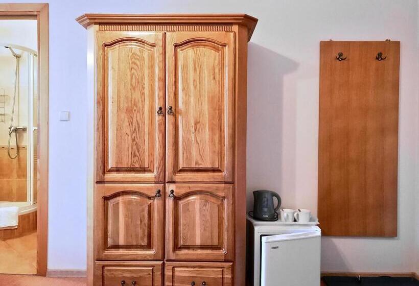 スタンダードルーム, Willa Wisienka