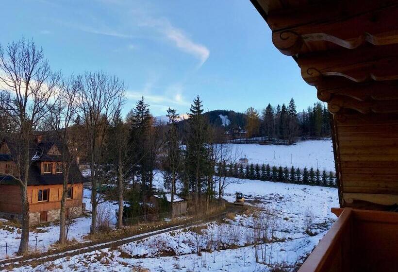 スタンダードルーム, Willa Wisienka