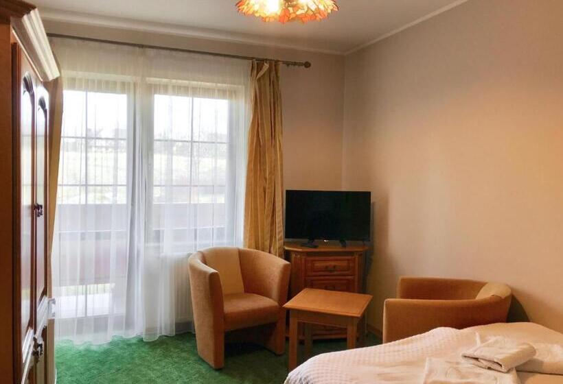 スタンダードルーム, Willa Wisienka