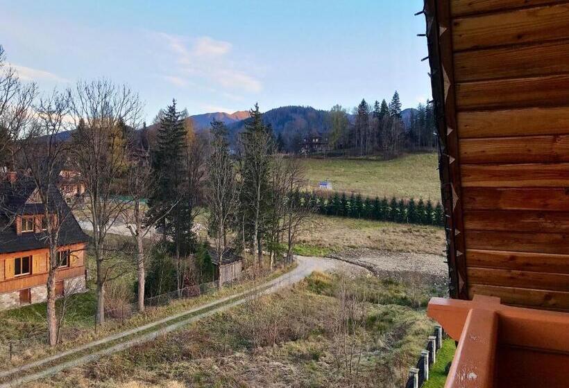 ペントハウスルーム, Willa Wisienka