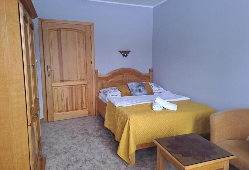 マウンテンビュースタンダードルーム, Willa Wisienka