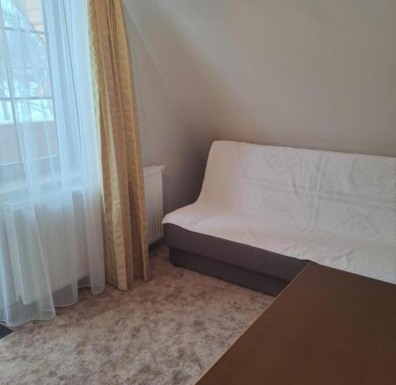 ペントハウスルーム, Willa Wisienka