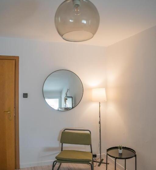 标准单人间共用浴室, Moon Hostel Warszawa