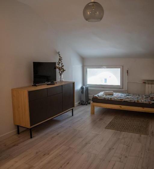 标准单人间共用浴室, Moon Hostel Warszawa