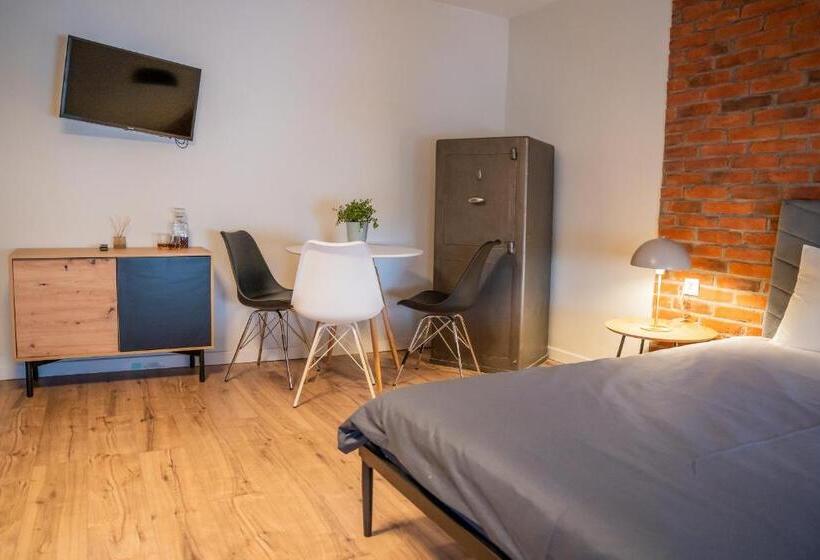 套房, Moon Hostel Warszawa