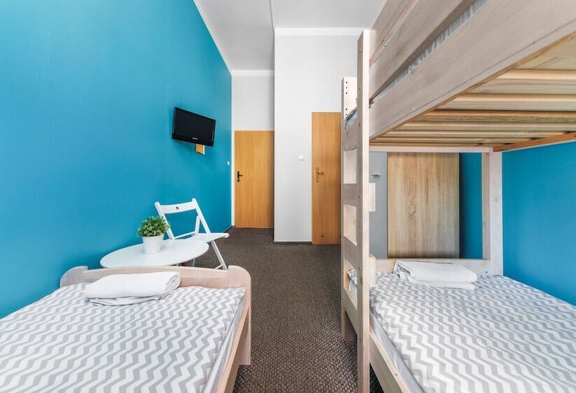 标准三人间, Moon Hostel Warszawa