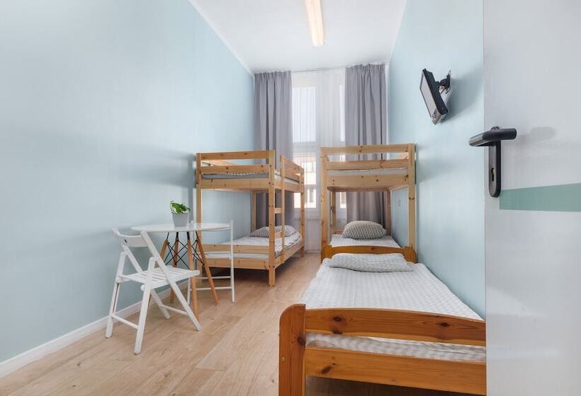 Кровать в Общей Комнате, Moon Hostel Warszawa
