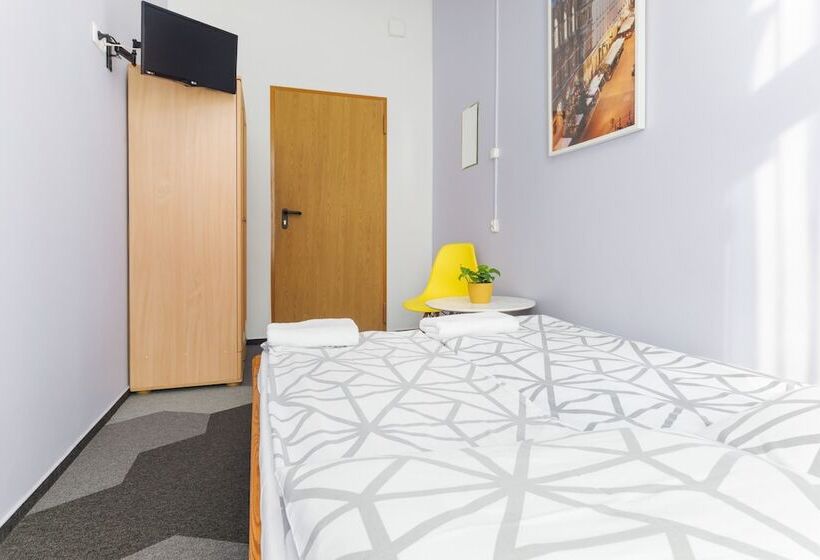 标准间, Moon Hostel Warszawa
