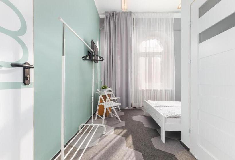 Номер Стандарт, Moon Hostel Warszawa