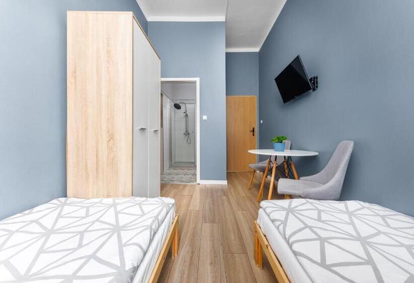 Номер Стандарт, Moon Hostel Warszawa
