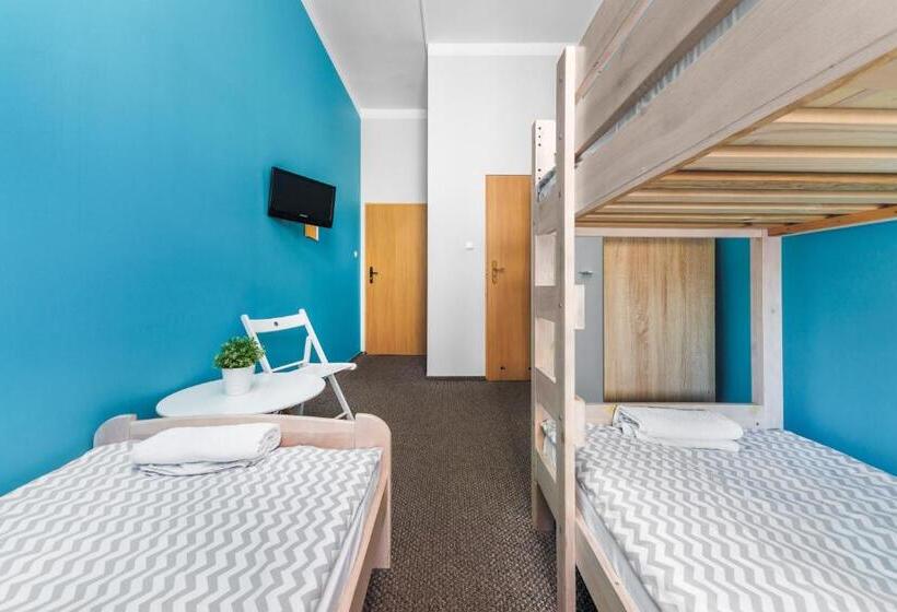标准三人间, Moon Hostel Warszawa