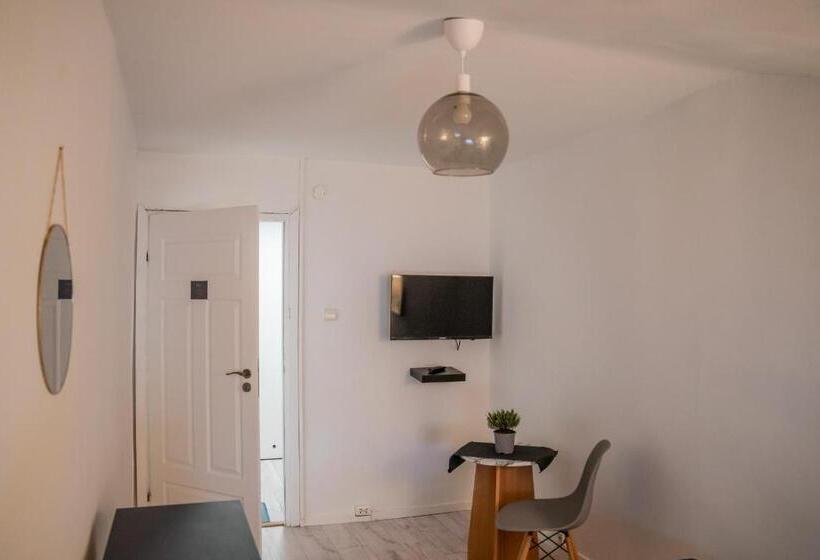 标准单人间共用浴室, Moon Hostel Warszawa