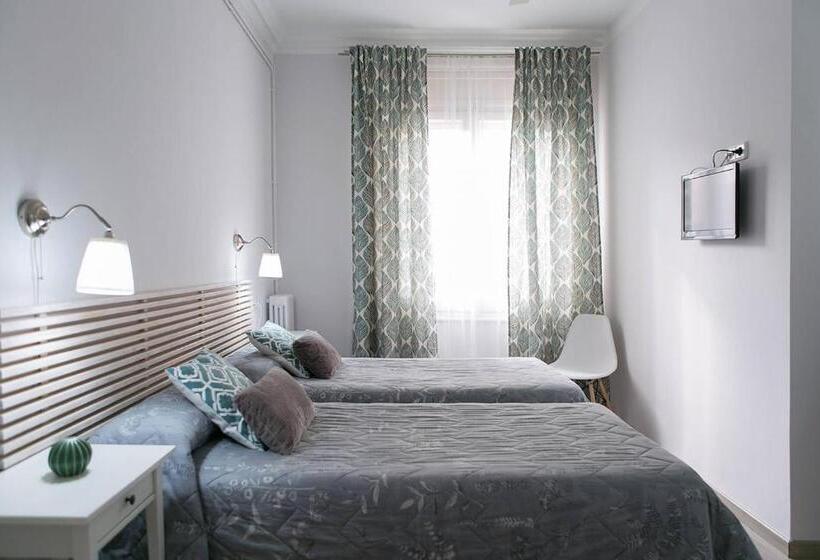Habitación Estándar Baño Compartido, Blanc Guest House