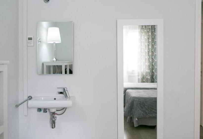 Habitación Estándar Baño Compartido, Blanc Guest House
