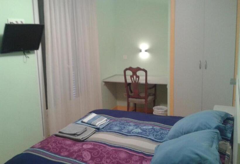 غرفة قياسية حمام مشترك, Pensión La Marinera