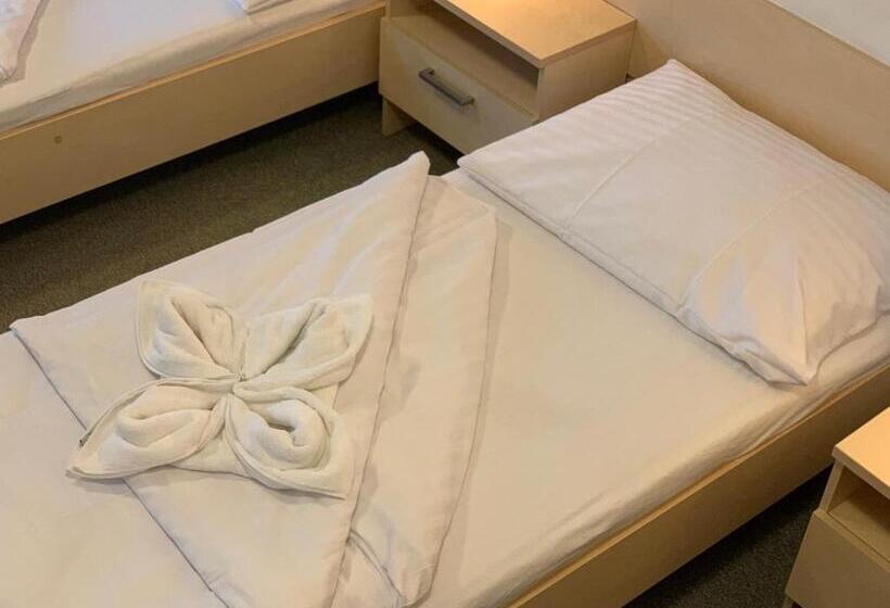 디럭스 룸, Pension Edison