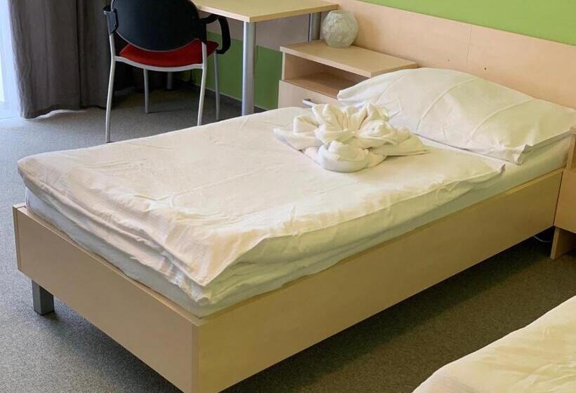 디럭스 룸, Pension Edison