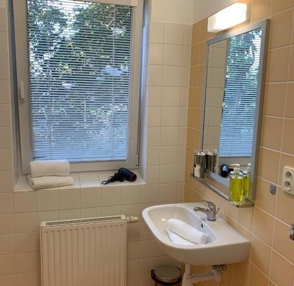 스탠다드 룸, Pension Edison