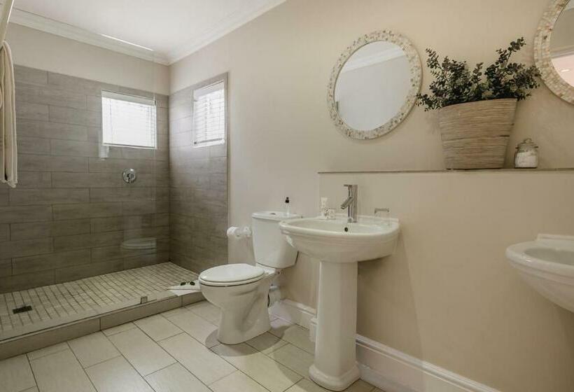 Номер Стандарт, Cottage Pie By Robberg