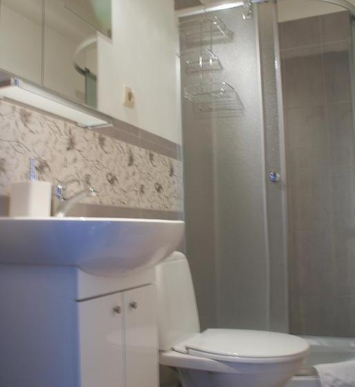 اتاق استاندارد چهار تخته, Villa Kava