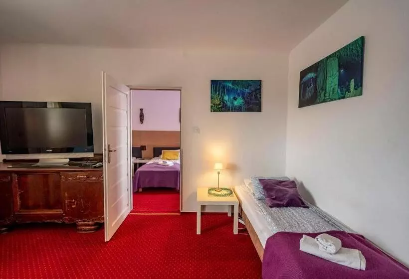 Talo 1 Makuuhuone, Villa Kava