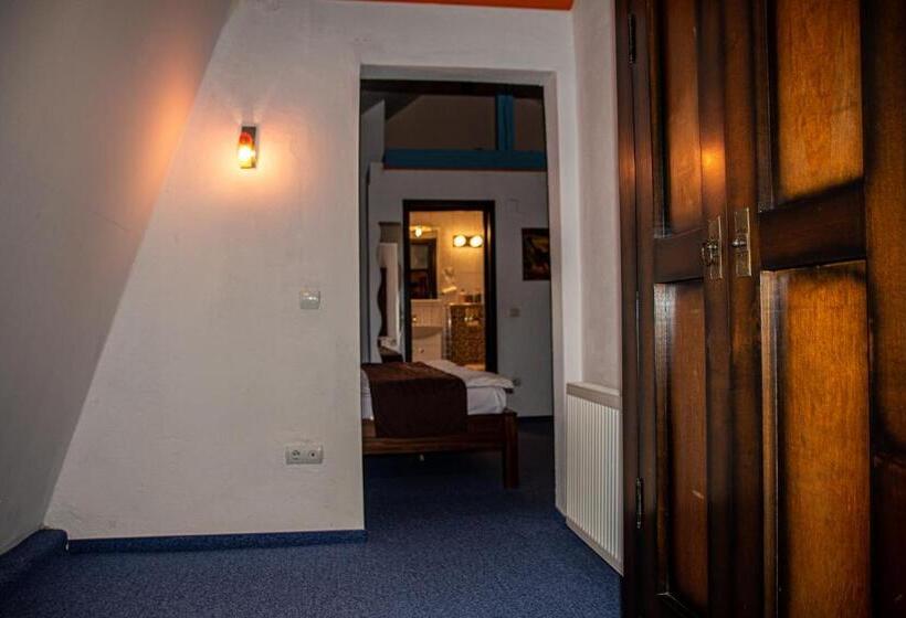 标准间, Villa Santa Maria