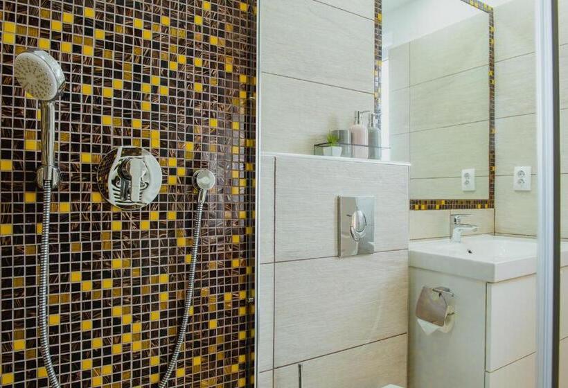 带阳台的高级房间, Villa Santa Maria