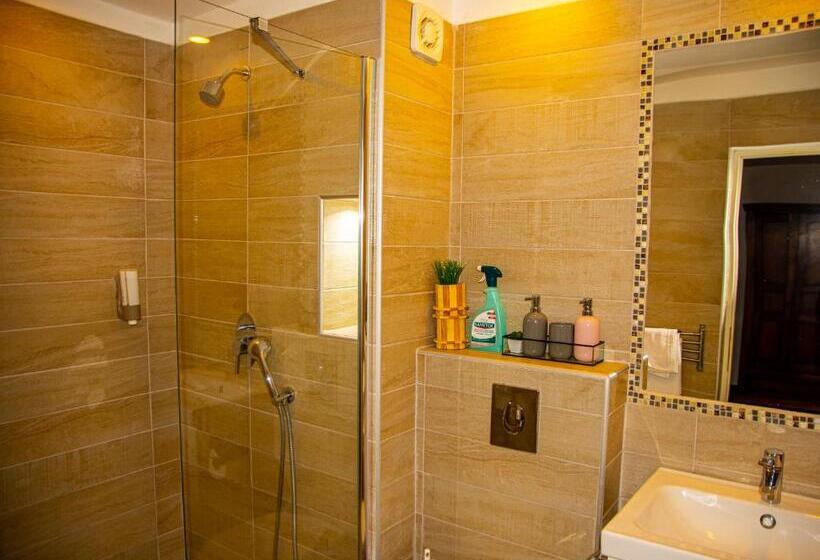 带阳台的高级房间, Villa Santa Maria