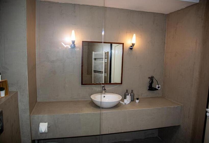 家庭间, Villa Santa Maria