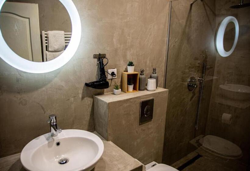 家庭间, Villa Santa Maria