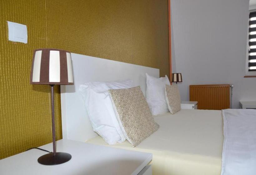 标准单人间, Villa Santa Maria